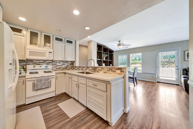 Building Photo - 18038 Flynn Dr