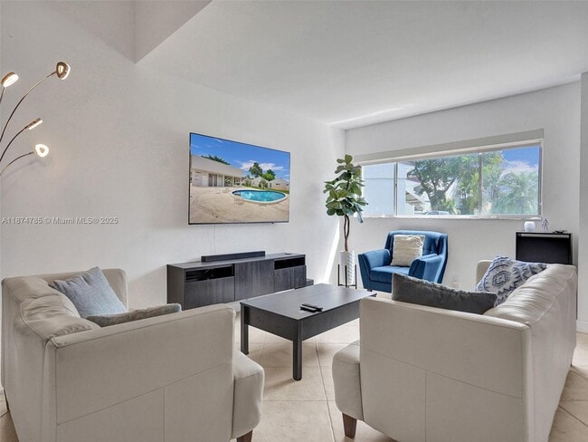 Building Photo - 8662 Bridle Path Ct