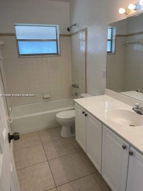 Building Photo - 5219 SW 43rd Terrace