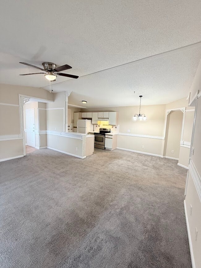 Building Photo - 8558 Hopkins Cir