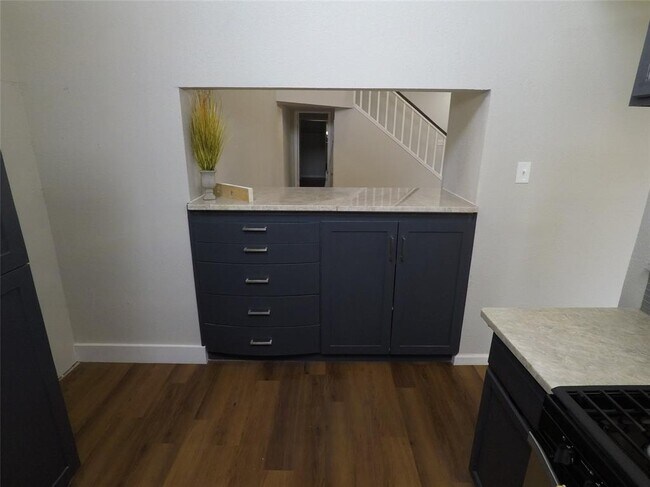 Building Photo - 16326 Tiburon Way