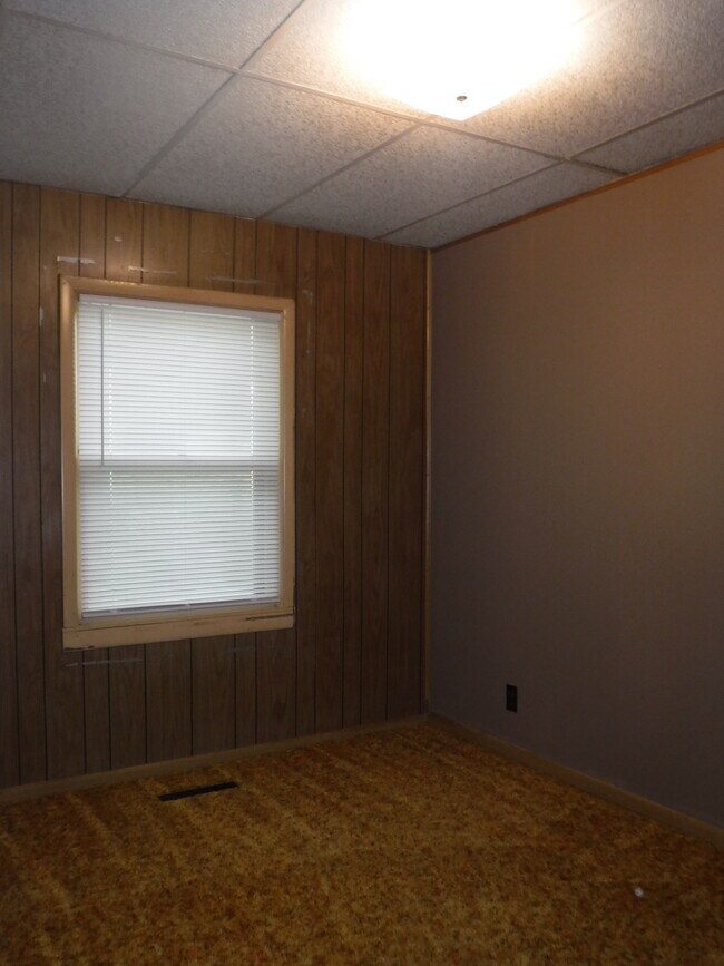 Office - 11109 72nd Rd SE