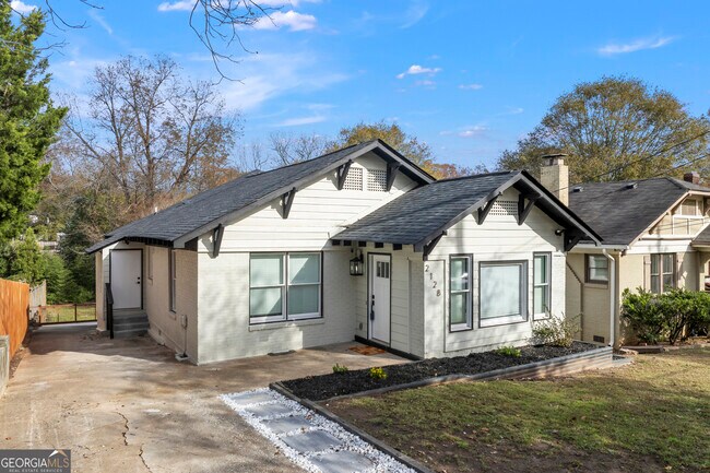 Building Photo - 2128 Hosea L Williams Dr NE
