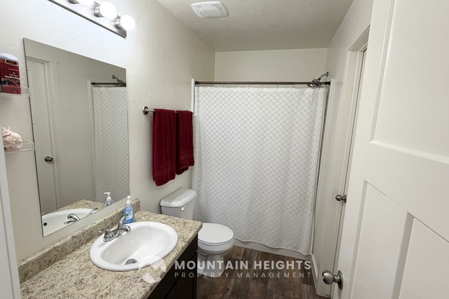 Building Photo - 4198 W High Gallery Ct