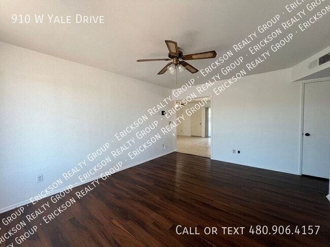 Building Photo - 910 W Yale Dr