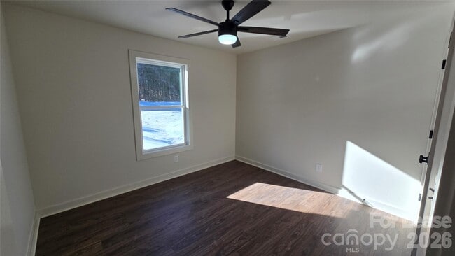 Building Photo - 2326 Beth Haven Church Rd