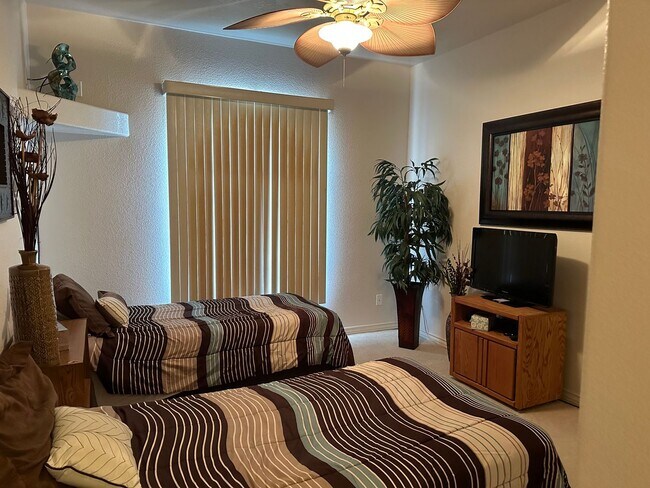 Building Photo - Fully Furnished Short-Term Rental in Fort Mohave-3BD/2BA