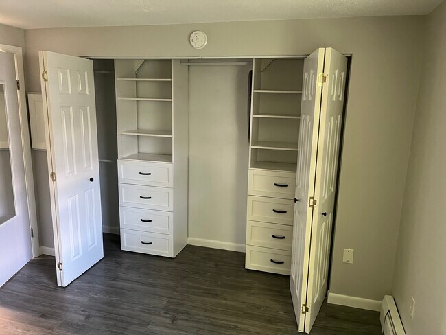 Building Photo - 808 Cocheco Ct