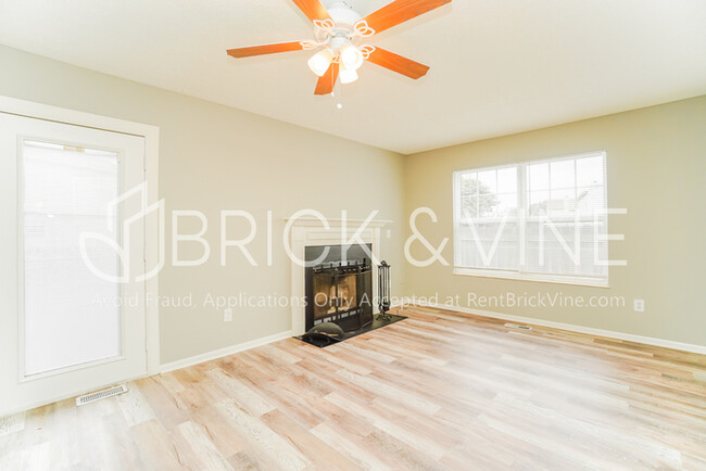 Building Photo - 2839 Beal Dr