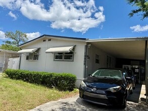 Building Photo - 10909 Merrywood Dr