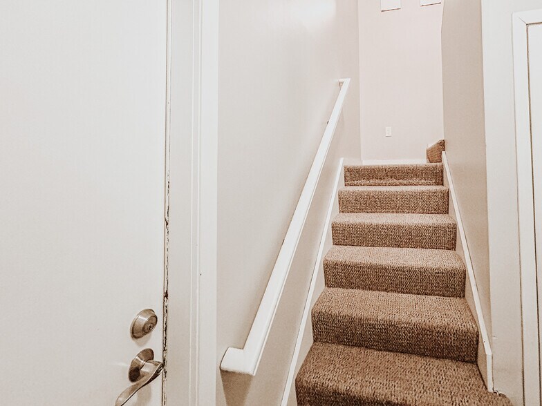 Building Photo - 4334 Nicollet Ave