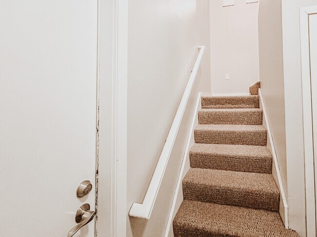 Building Photo - 4334 Nicollet Ave