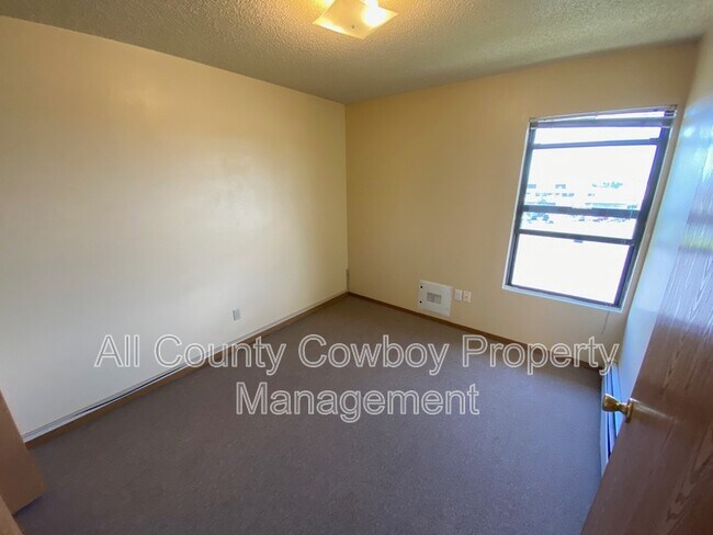 Building Photo - 3330 Joanna Brunner St