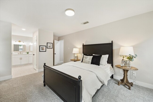 Building Photo - 7811 Ashwell Ct