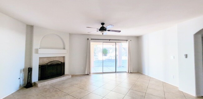 Building Photo - AHWATUKEE LAKEWOOD 3 BEDROOM PLUS LOFT