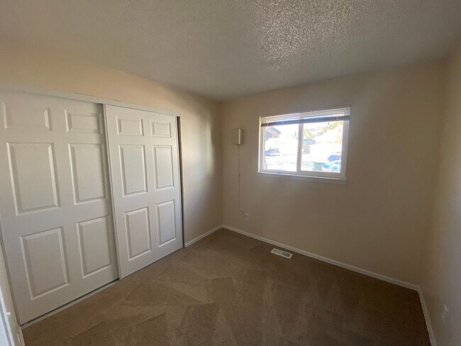 Building Photo - single family home