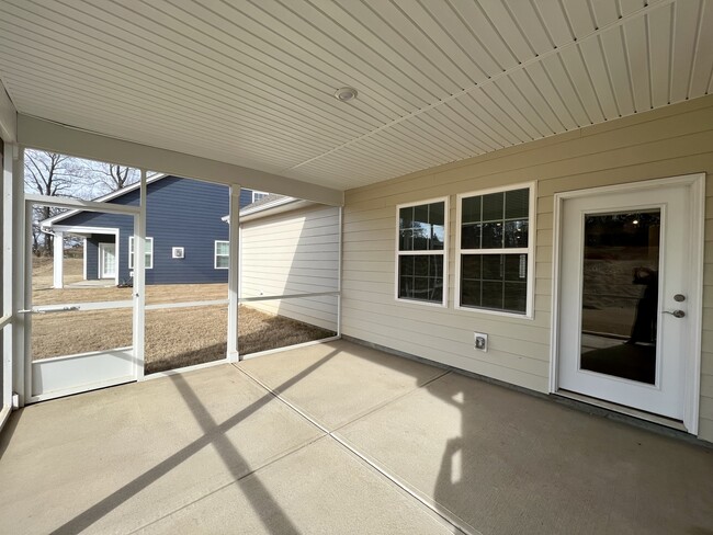 Building Photo - 25017 Westwick Ln