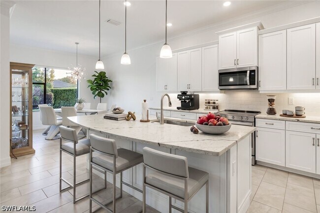 Building Photo - 28105 Captiva Shell Lp