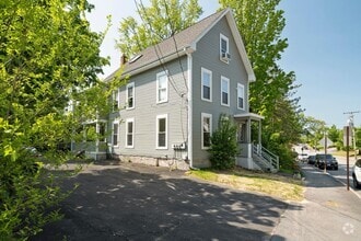 Building Photo - 113 Warren St