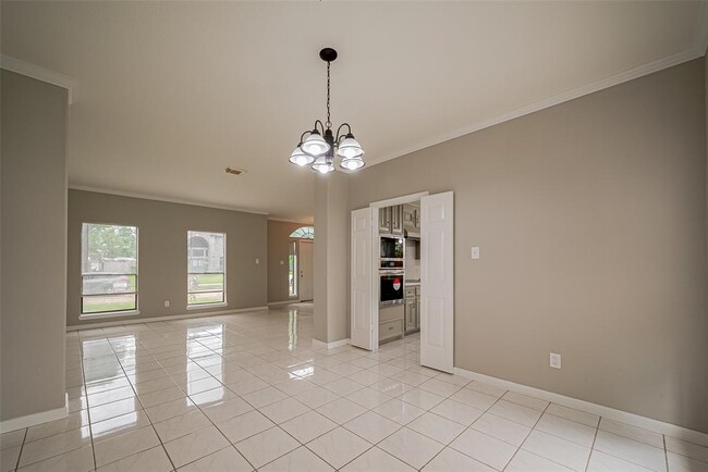 Building Photo - 215 Wood Cir Ln
