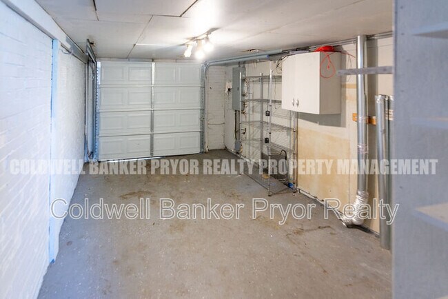 Building Photo - 128 S St Marks Ave