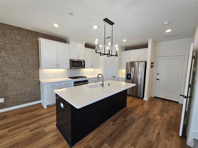 Building Photo - 3400 Zellwood Ln