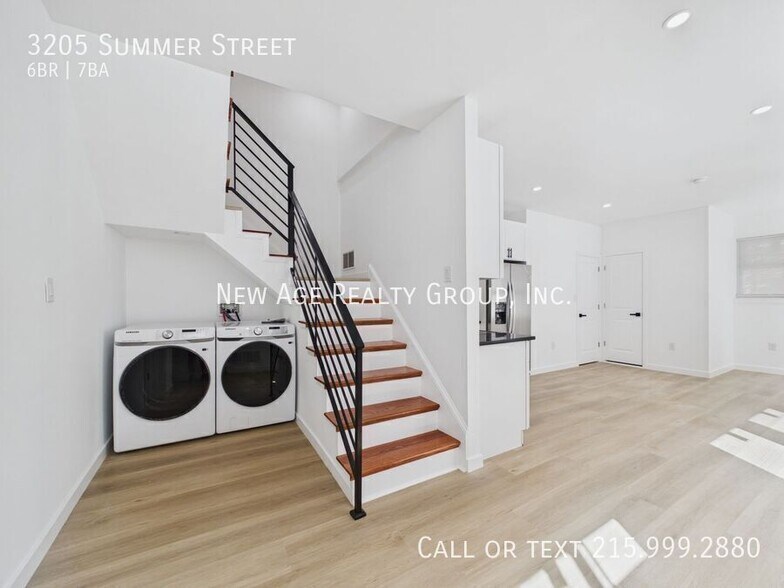 Building Photo - 3205 Summer St