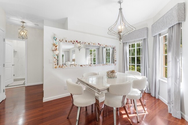 Building Photo - 20 S Lakeshore Dr