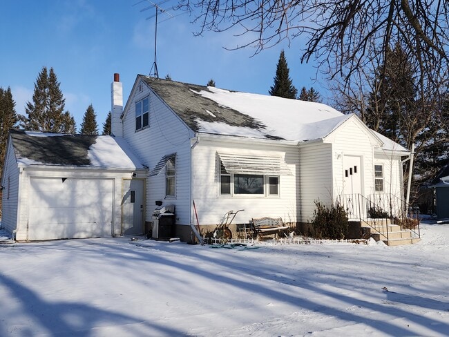 Primary Photo - 306 W 4th Ave S