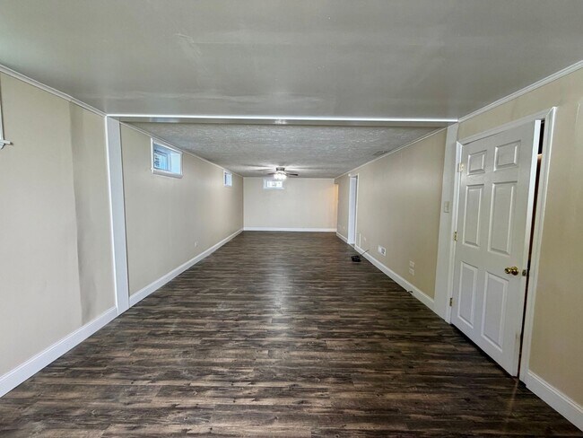 Building Photo - 1212 Agnes Street, Unit B - Cozy Studio Apartment in Charlottesville!