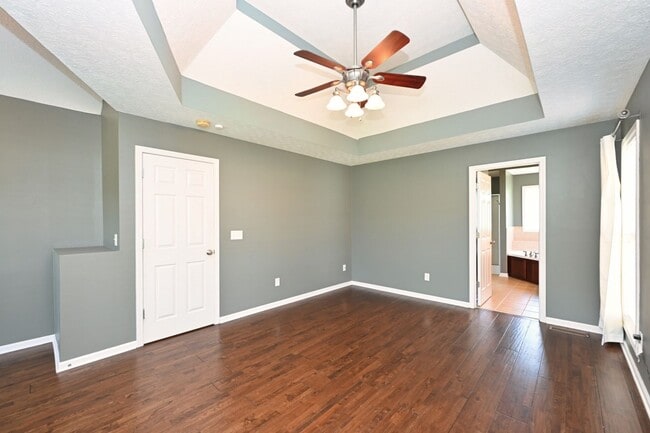 Building Photo - **BEAUTIFUL, WELL-MAINTAINED BRICK HOME ON A LOVELY 0.63-ACRE LOT IN A DESIRABLE NEIGHBORHOOD**