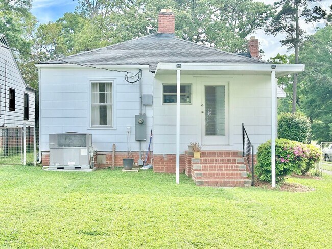 Building Photo - 441 Jackson St