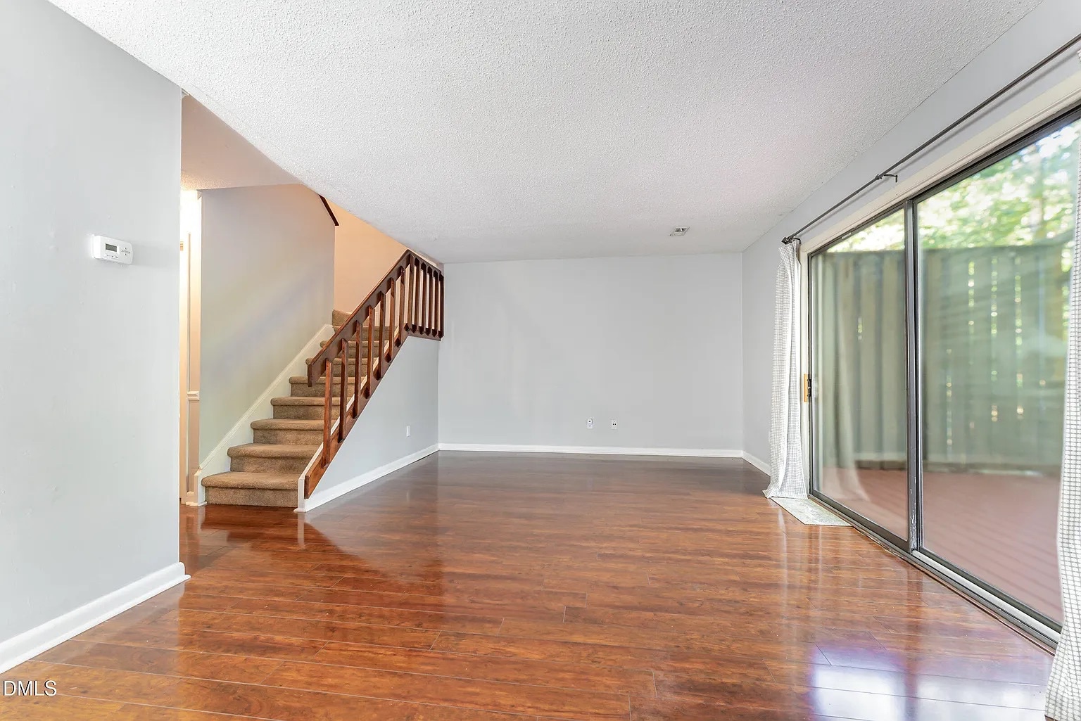 Building Photo - Room in Townhome on Sandy Creek Dr