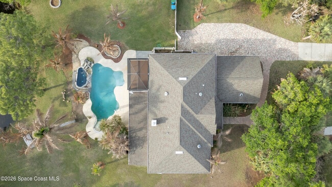 Building Photo - 2300 Duncil Ln