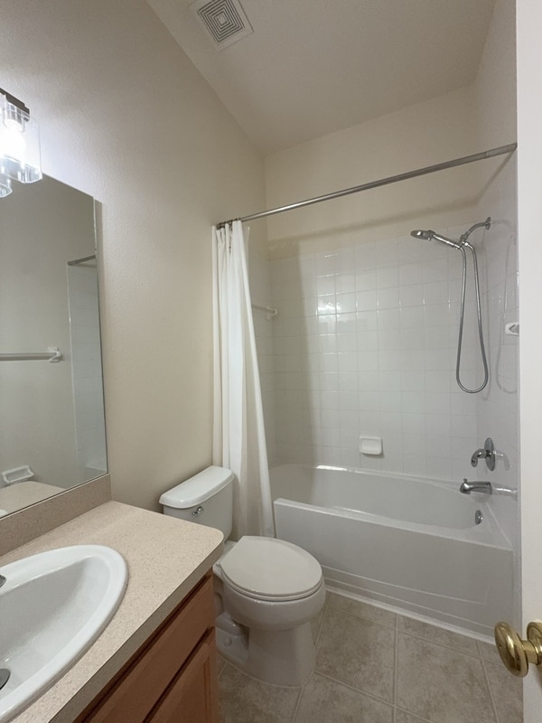 Building Photo - 9818 Fan Palm Way