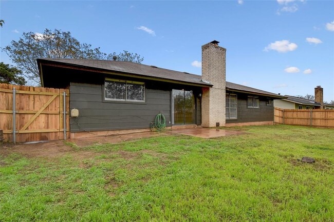 Building Photo - 5803 Lewood Dr