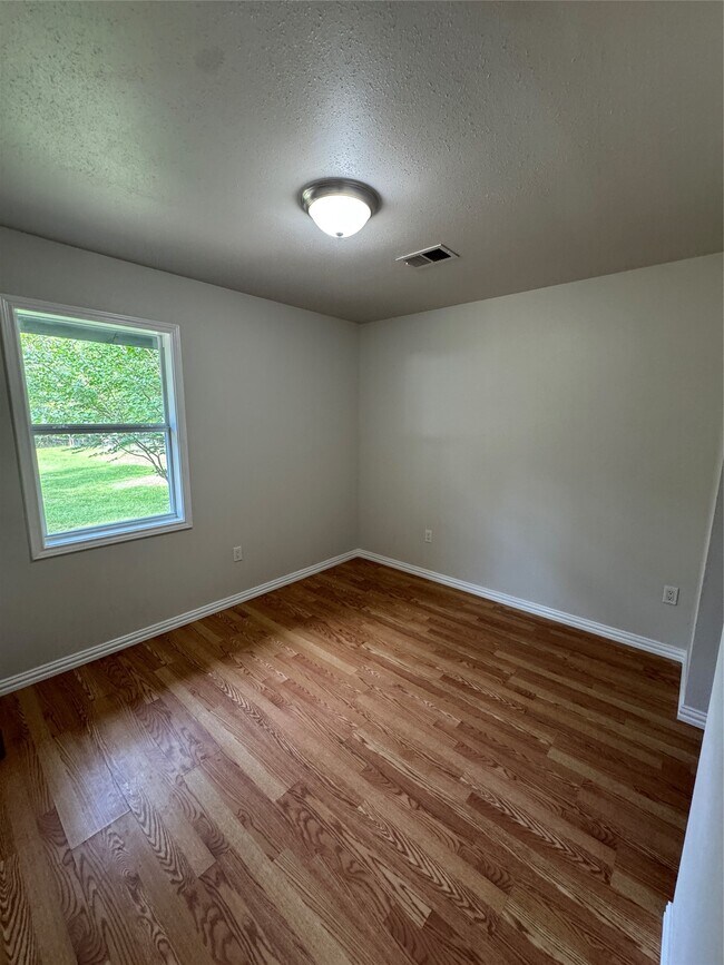 Building Photo - 26327 Pinion Creek Rd
