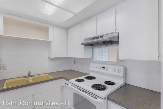 Building Photo - 1003 Apollo Beach Blvd