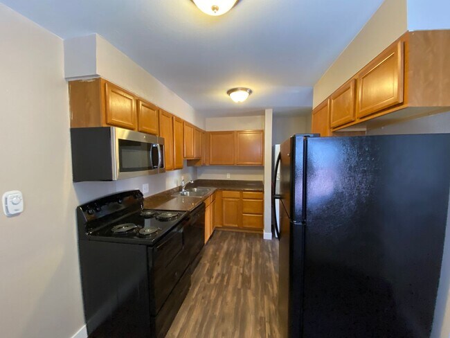 Building Photo - 2 bed 1 bath Apartment near Anschutz Medical Center