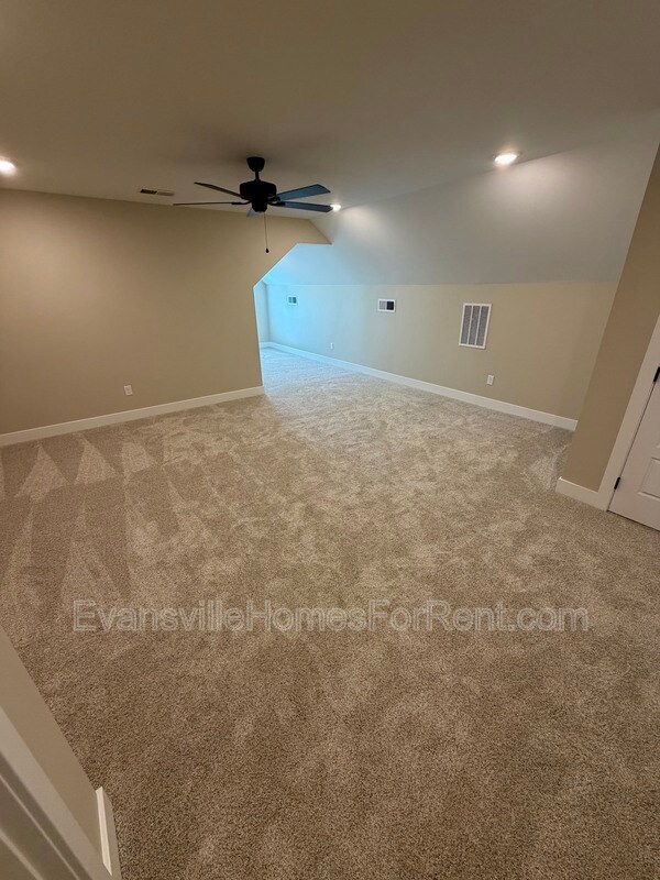 Building Photo - 4432 Violet Dr
