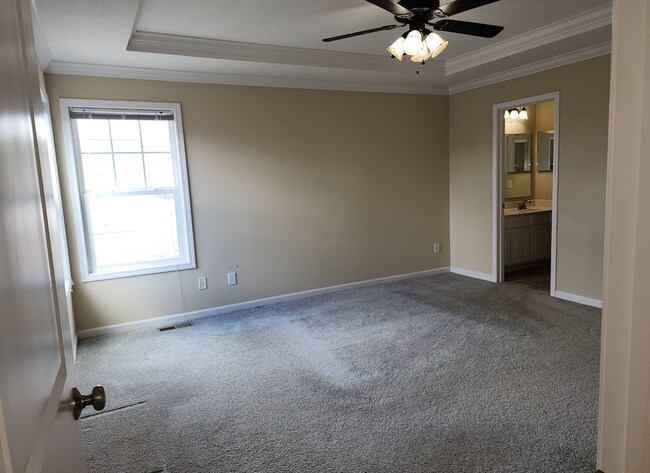Building Photo - 9301 Cliff Springs Trail