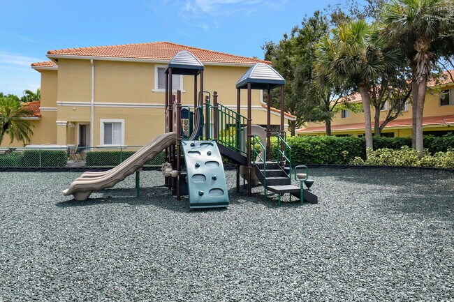 Building Photo - 1728 Arezzo Cir