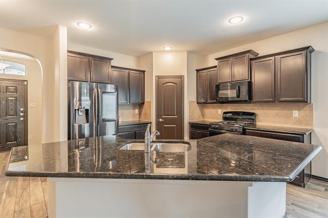 Building Photo - 1812 Potrillo Ln