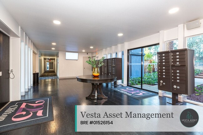 Building Photo - 225 Clifton St