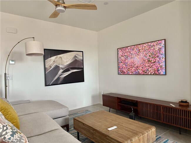 Building Photo - 5672 Beguiling Falls St