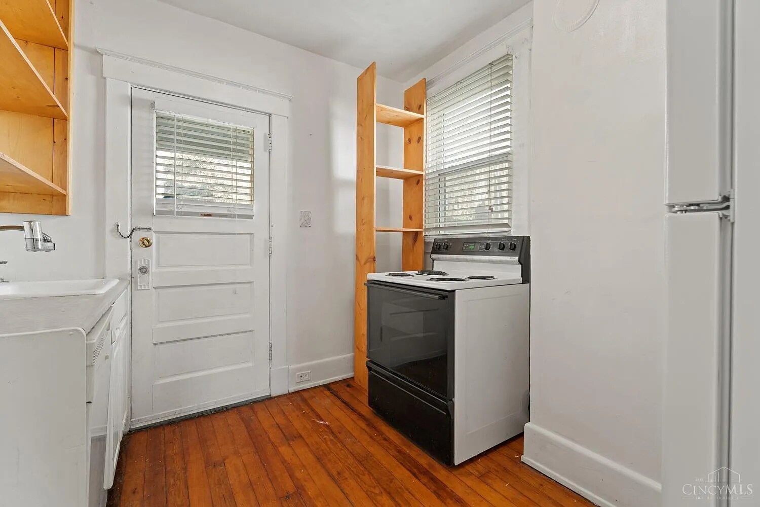 Building Photo - 2855 Marshall Ave