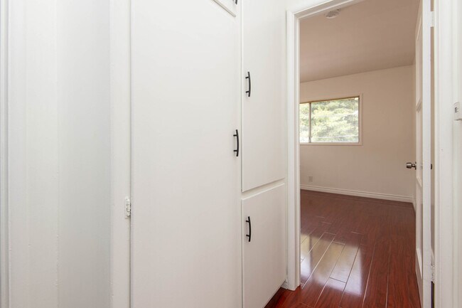 Hallway - 11648 Chandler Blvd