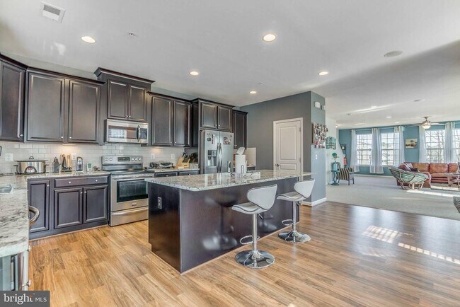 Building Photo - 14755 Malloy Ct