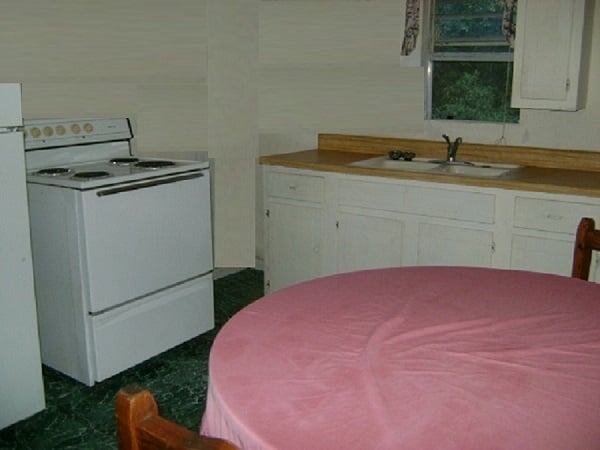 Primary Photo - 1937 Cotten Rd