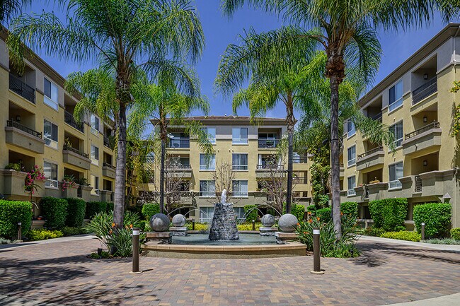City Lights At Town Center Aliso Viejo Ca Apartment Finder